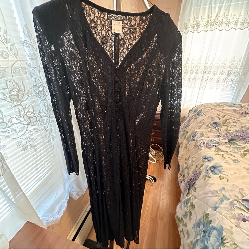Lace overlay dress long sleeve